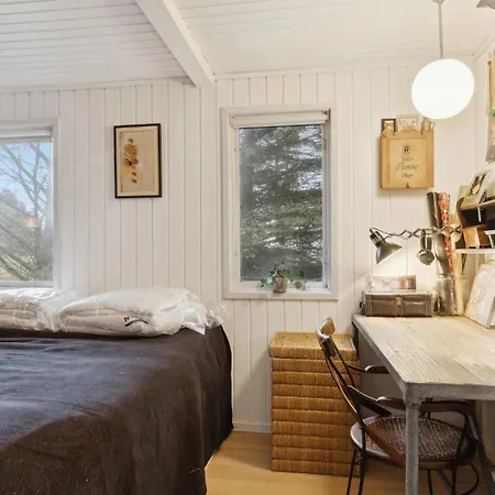 Дом отдыха 2 Bedroom Beautiful In *