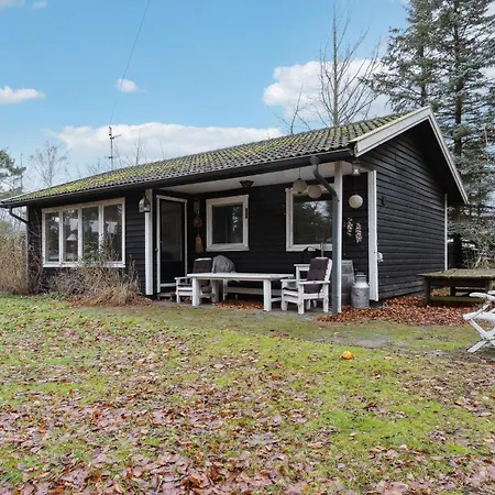 2 Bedroom Beautiful In *