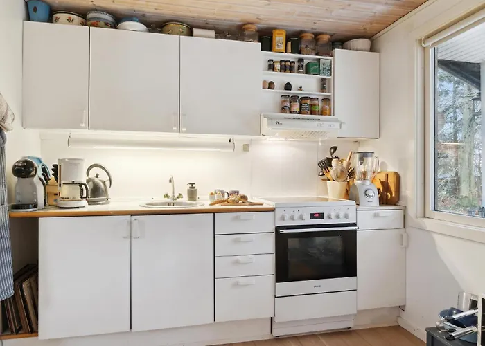 2 Bedroom Beautiful In *
